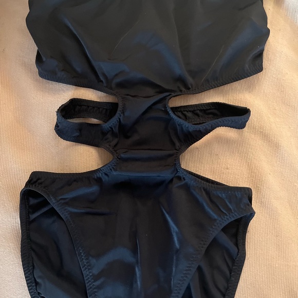 Norma Kamali swimsuit - Picture 2 of 3